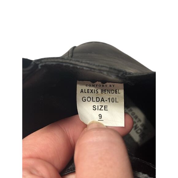 Classic Black Chelsea Boots Golda-Size 9
Comfort by Alexis Bendel - Picture 6 of 6